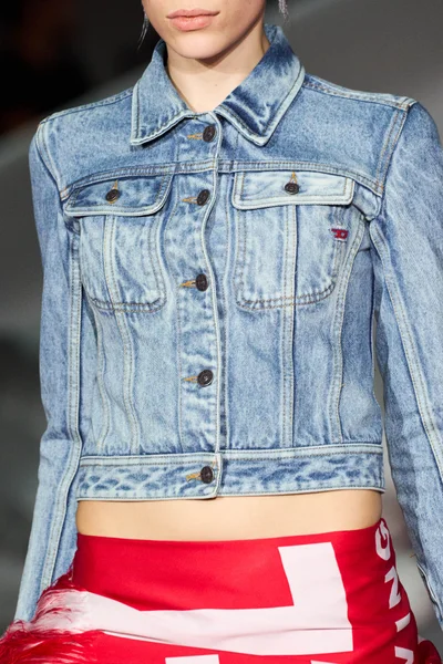 Look 117